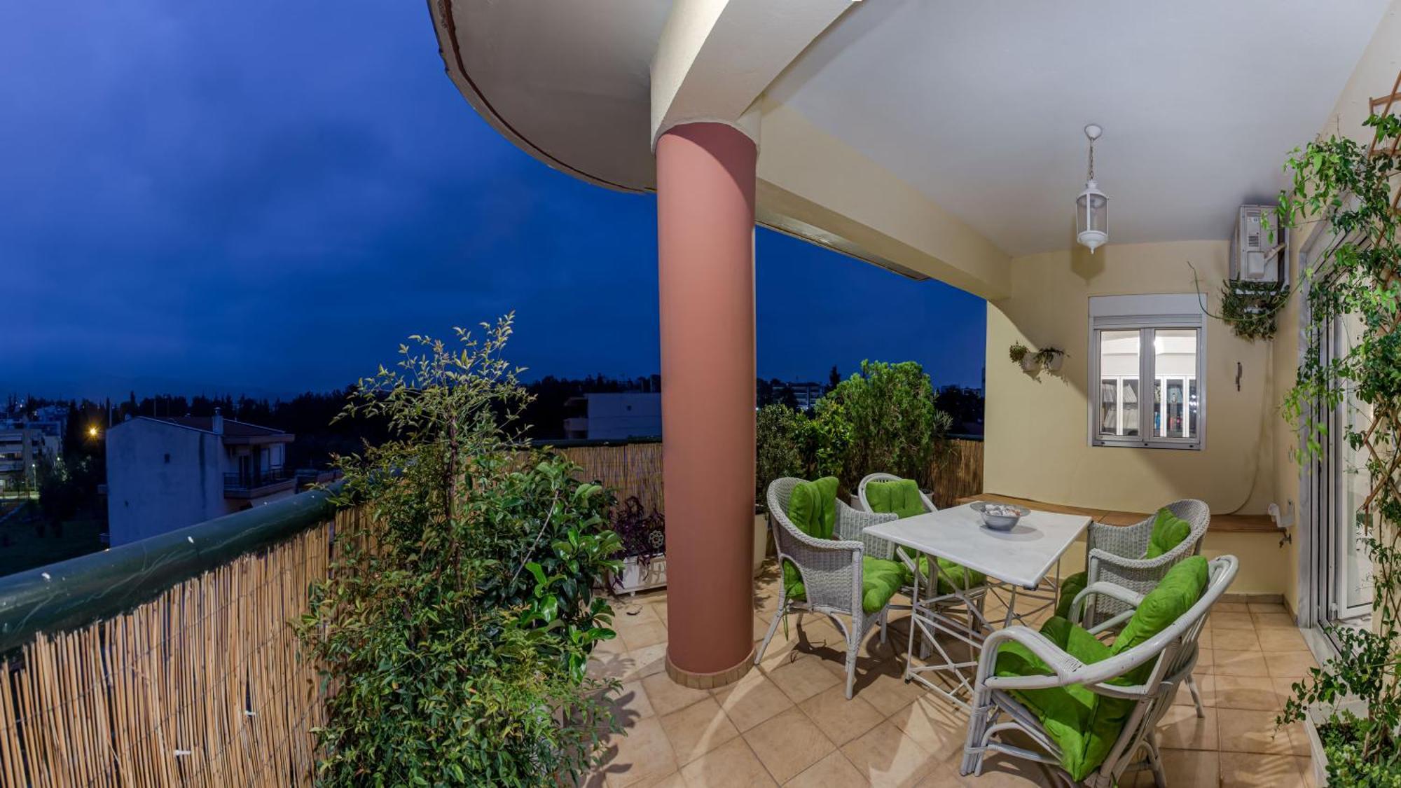Celestial Garden-Thessaloniki'S Modern, Eclectic Penthouse With An Amazing View And Veranda Buitenkant foto